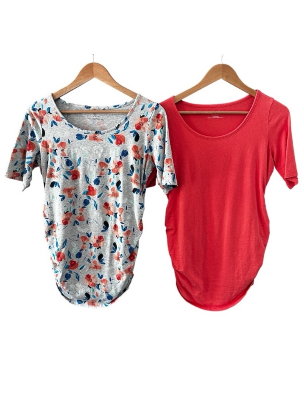 2 Short Sleeve Motherhood Maternity Tee Shirts Floral and Coral Size Medium